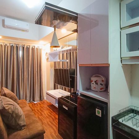 Simply 1Br At 31St Floor Vida View Makassar Apartment By Travelio Pampang Eksteriør billede