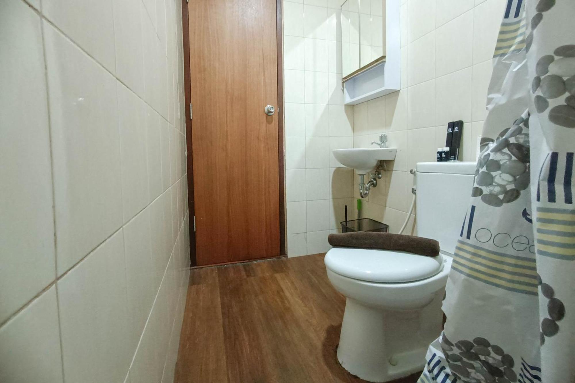 Simply 1Br At 31St Floor Vida View Makassar Apartment By Travelio Pampang Eksteriør billede